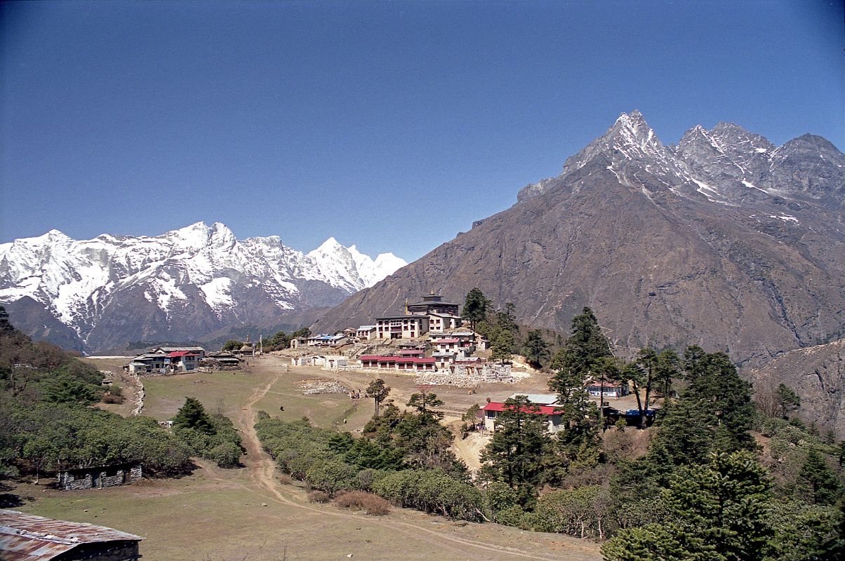 08 Tengboche - Tengboche Gompa With Kongde And Khumbila In 2000